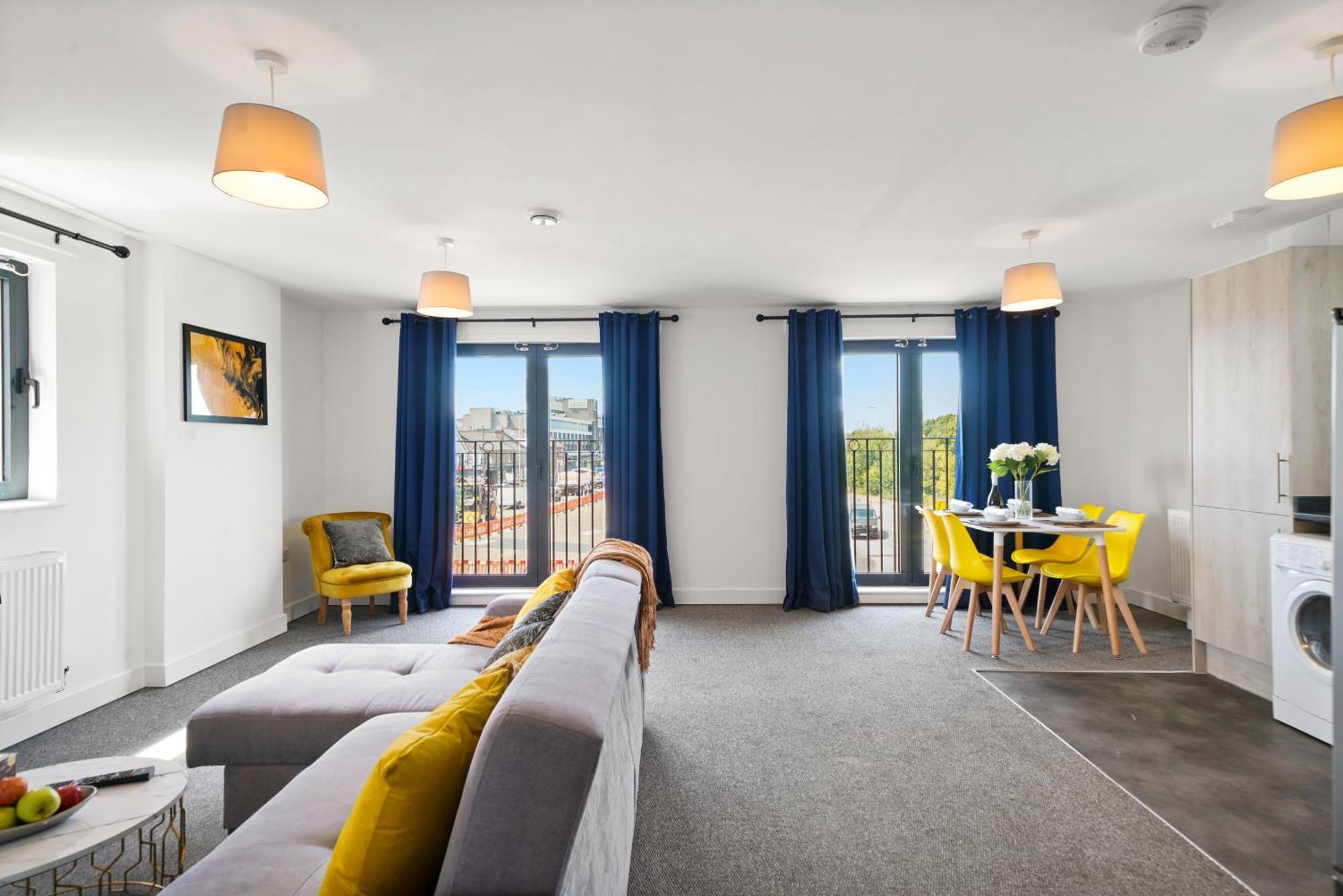 One And Two Bed Apartments Slough Near Heathrow Colnbrook Exterior foto