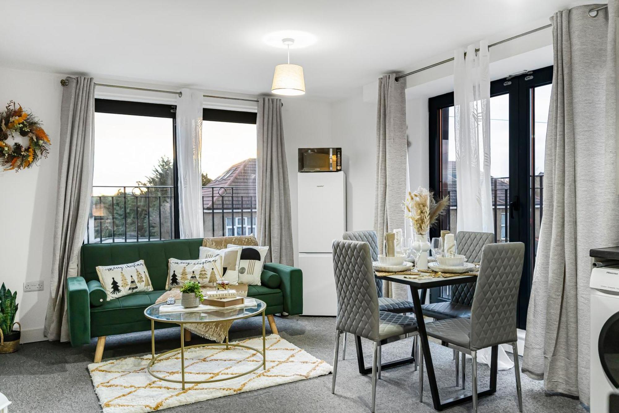 One And Two Bed Apartments Slough Near Heathrow Colnbrook Exterior foto